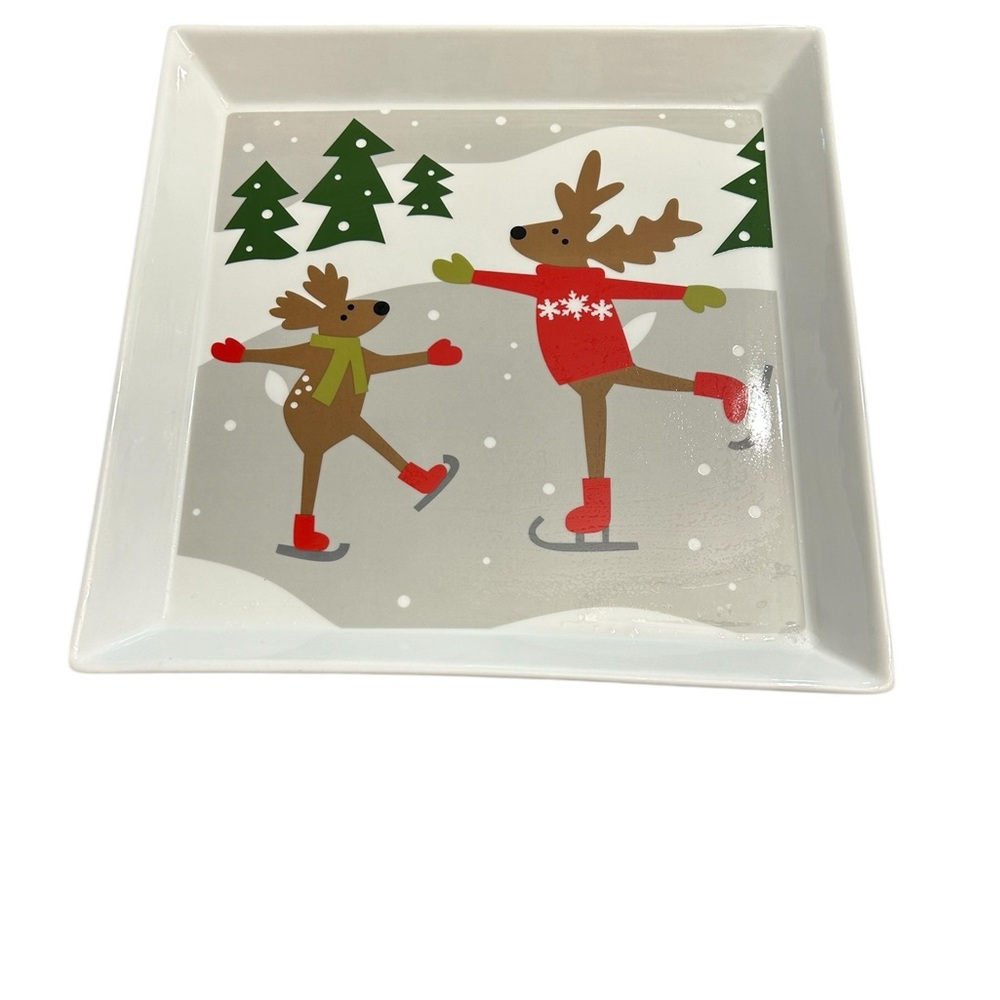 Crate&Barrel Holiday Reindeer Plate